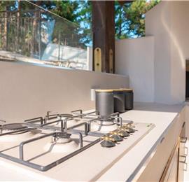 3 bedroom villa with pool and tennis court in Sicily, sleeps 6-8